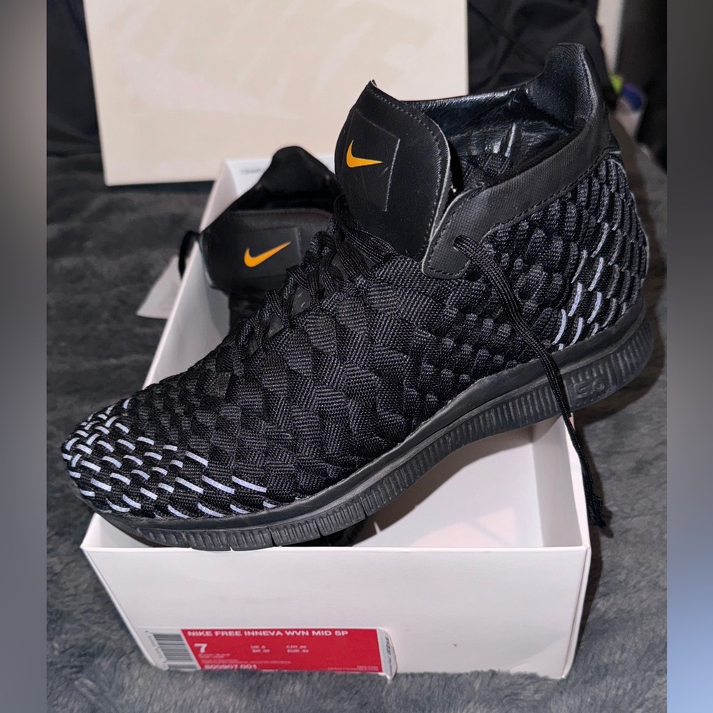Black Nike Free Inneva Woven